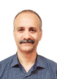 دکتر محسن استوار